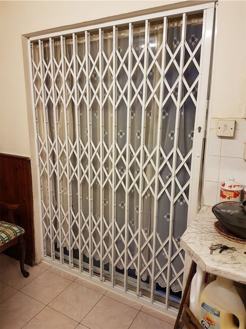BALCONY GRILLS WITH PIPES